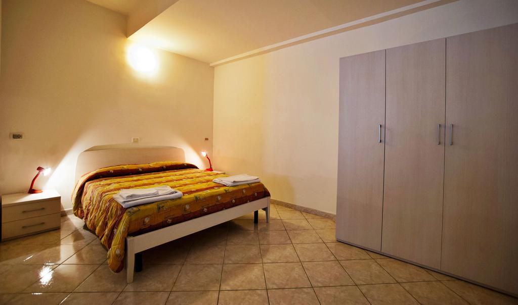 Albergo Magrini Della Genga Genga  Rum bild